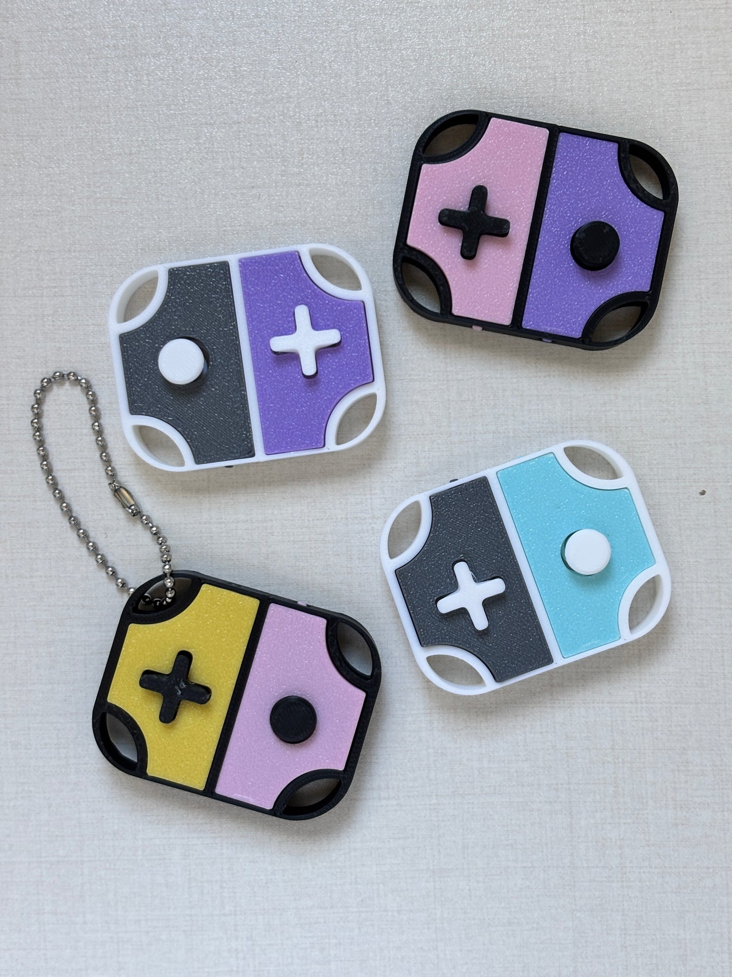 Clitendo | Retro Gamepad Keychain Fidget