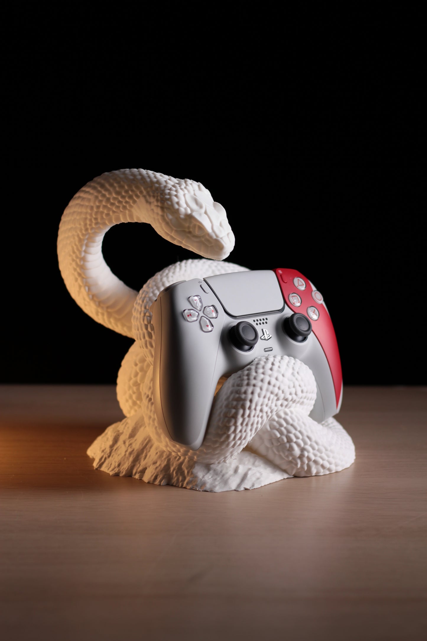 Serpens PS5 Stand – Minimal Vertical Display for PlayStation 5