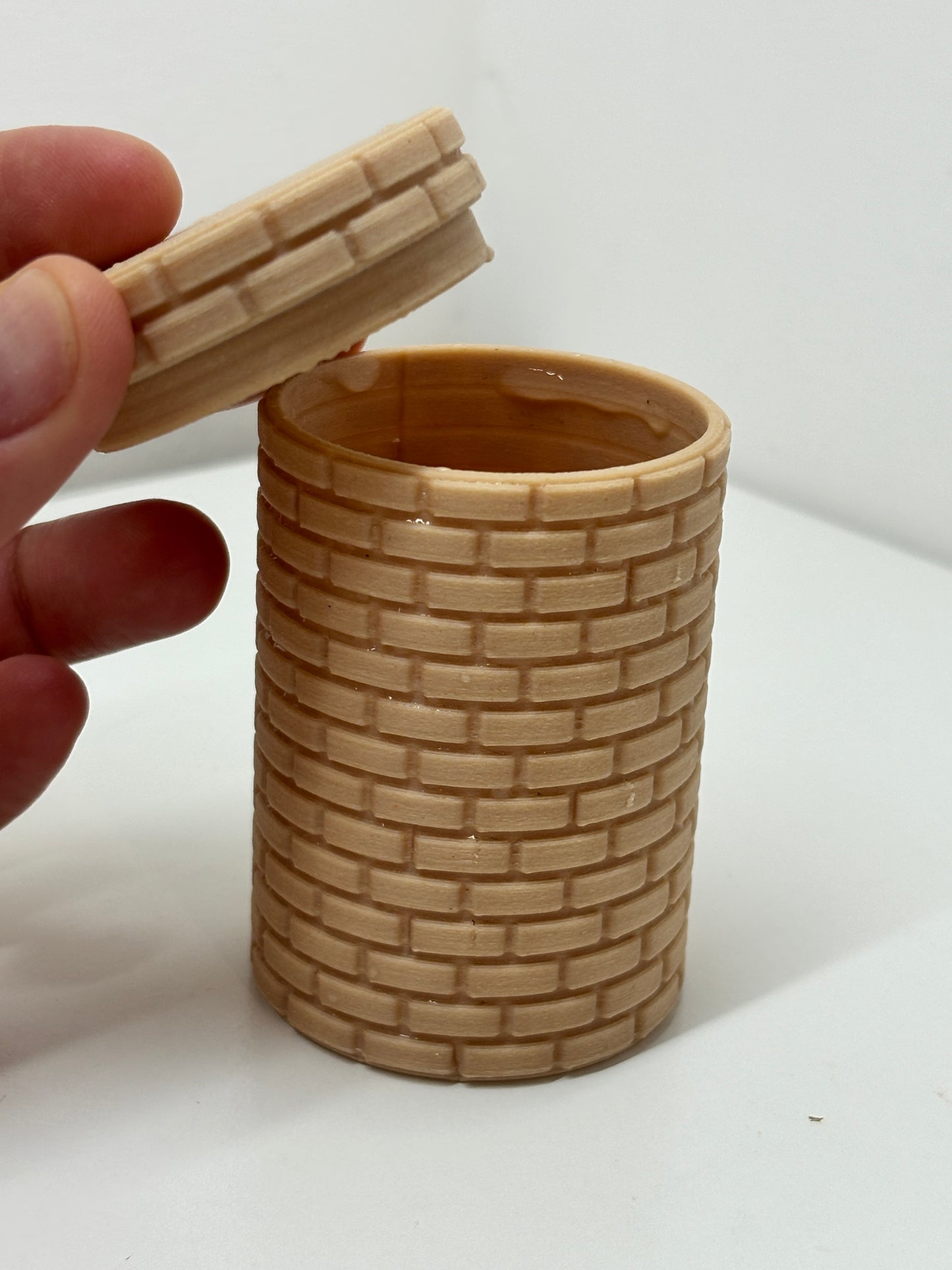 WELLIE | Plant Watering Well – House Plants Drip Tool