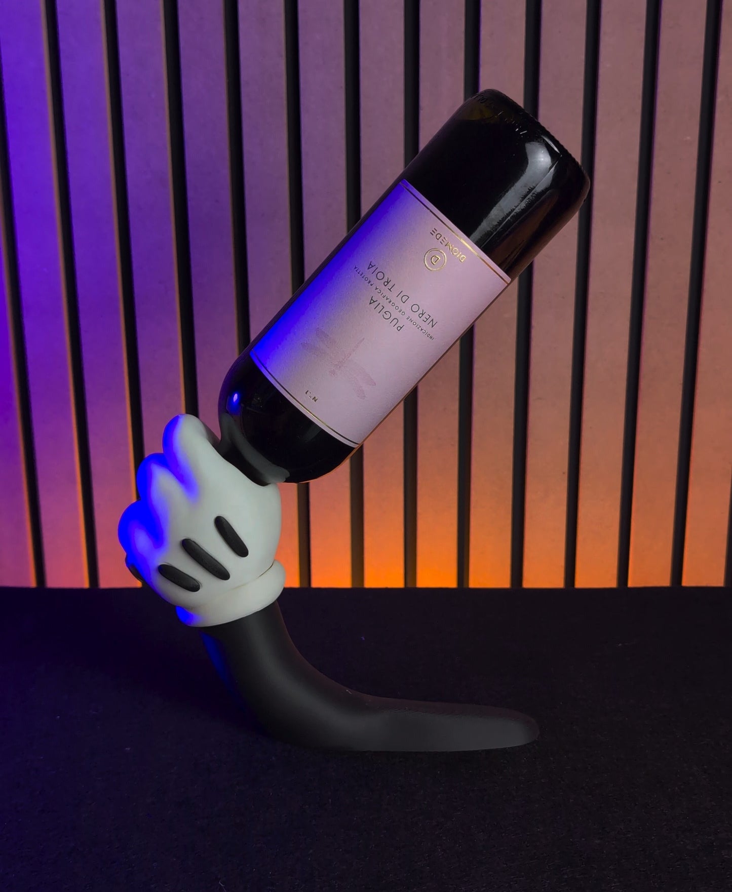 Cartoon Hand – Wine Holder